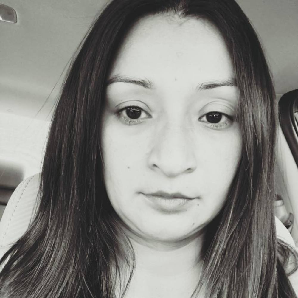 Meet your Posher, Nuvia